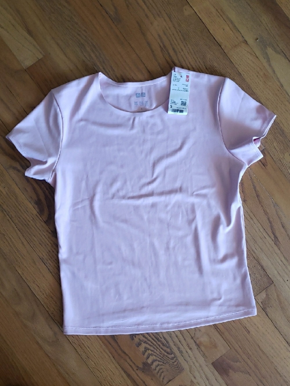 Uniqlo Light Pink Short Sleeve Crewneck Top